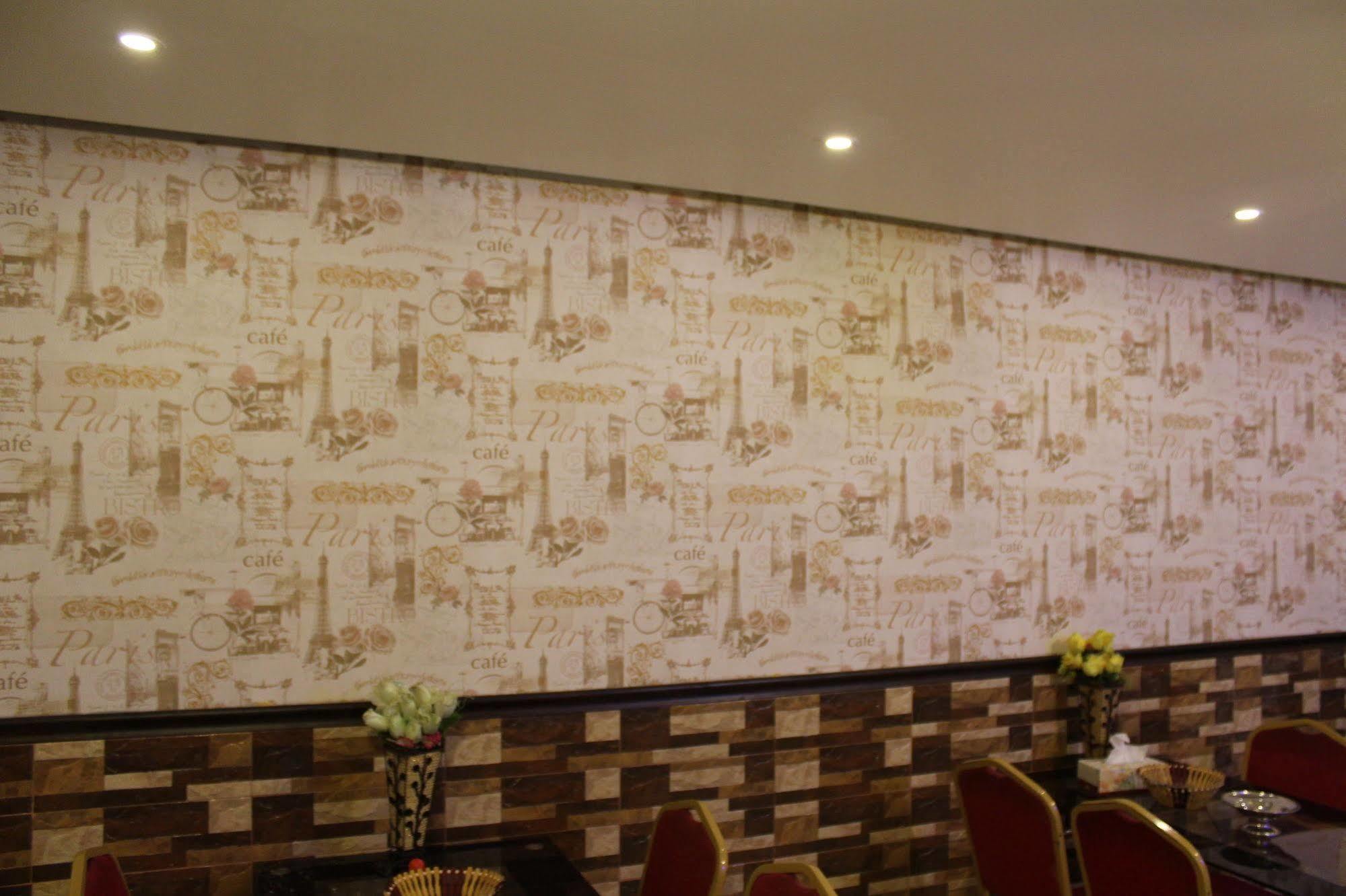 Sutchi Hotel Дубай Экстерьер фото
