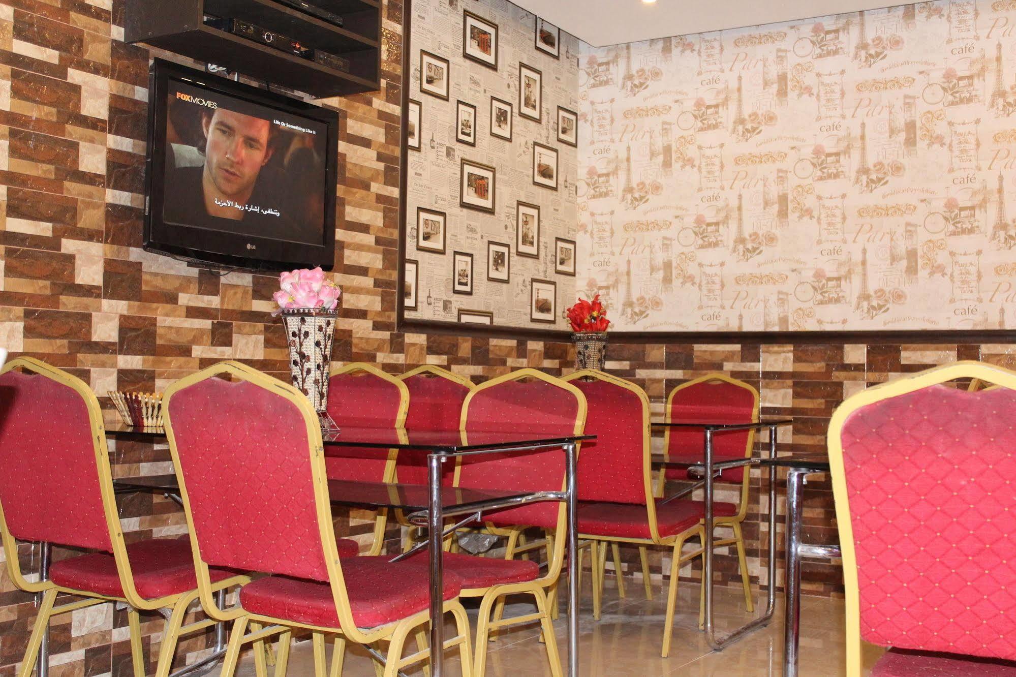 Sutchi Hotel Дубай Экстерьер фото